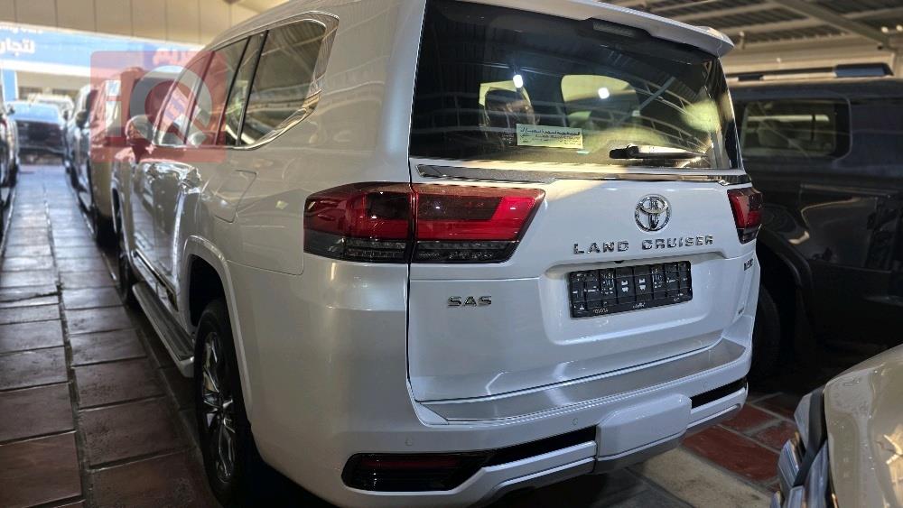 تويوتا لاندكروزر